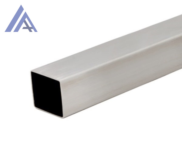 Трубы нержавеющие электросварные ЭСВ квадратные 120х2 шлиф имп ASTM A554, длина 6 м, марка AISI 304 (08Х18Н10)