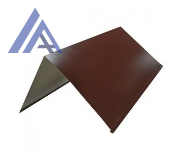 Конек плоский с подгибом 0,45х150х150х2000 RAL 8017 шок-кор